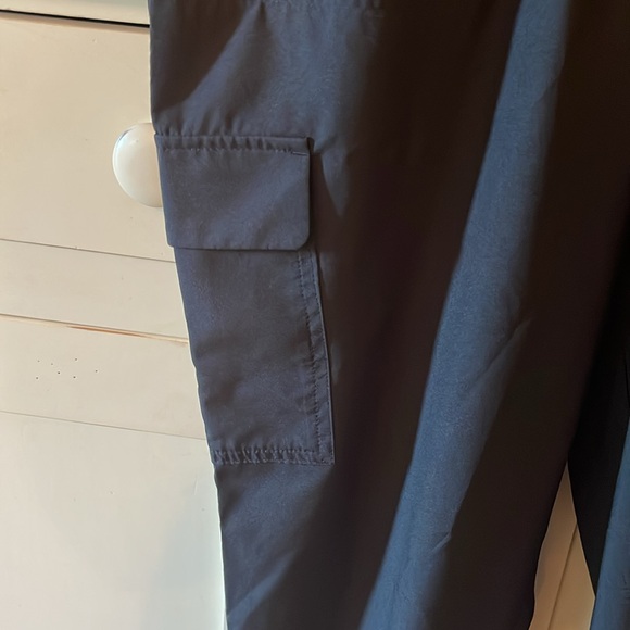 Old Navy Stretch Tech Cargo - Picture 2 of 4